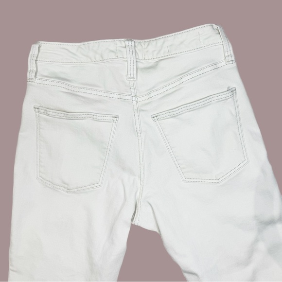 White Denim High Rise Skinny Jeans By Universal Threads - Picture 6 of 6